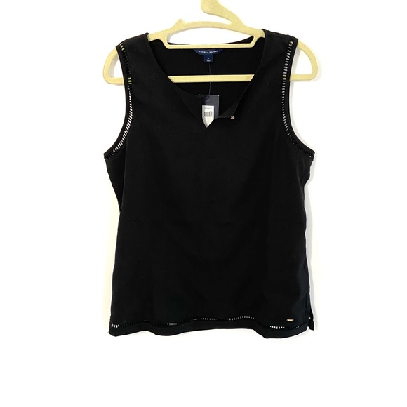 Tommy Hilfiger Tops - 3/15$ Tommy Hilfiger top size m